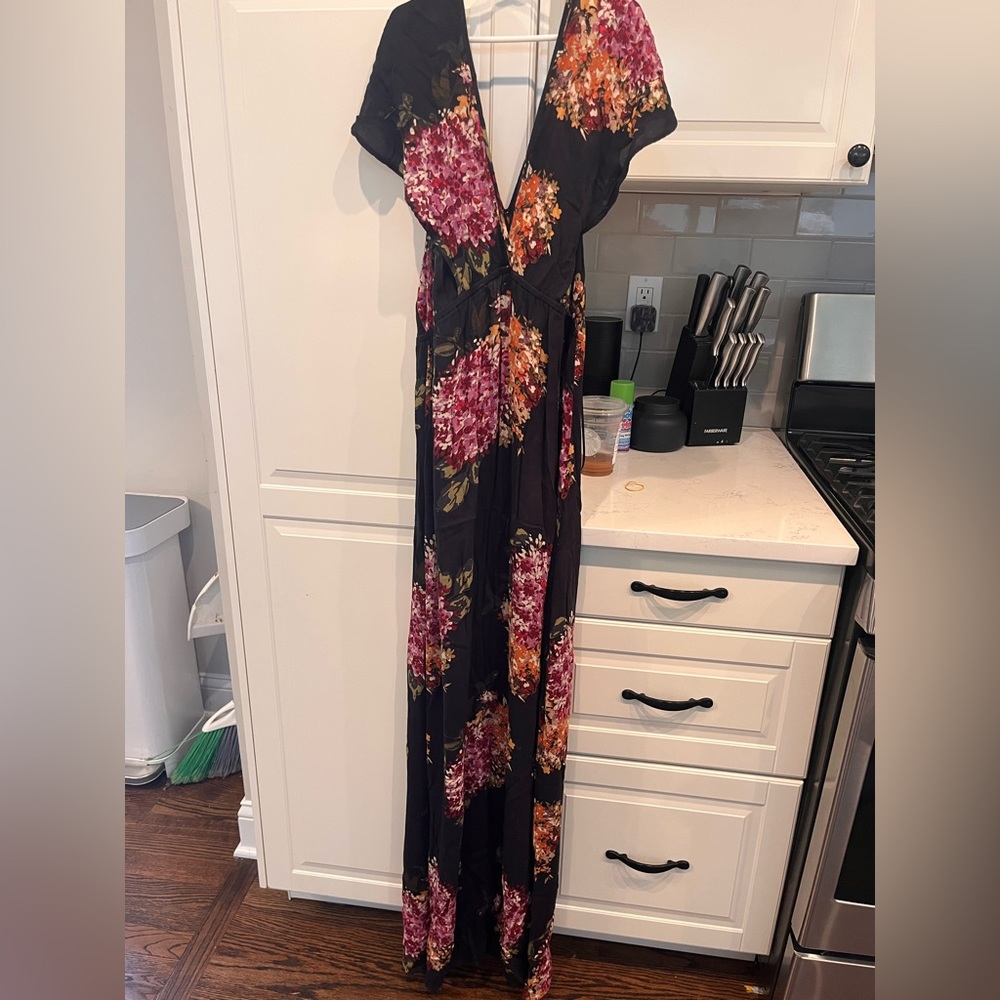 Love stitch medium maxi, perfect for showers, evening out, spring events